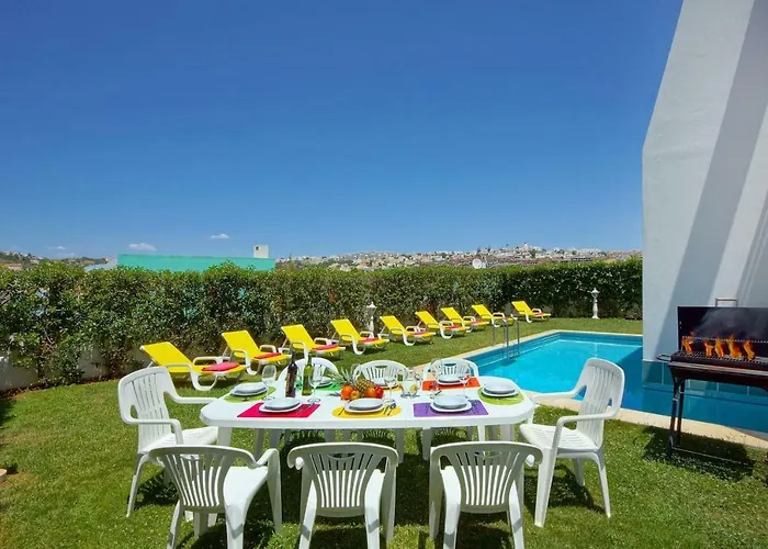 别墅 Marina -bbq, Pool & Garden- By Seareen *