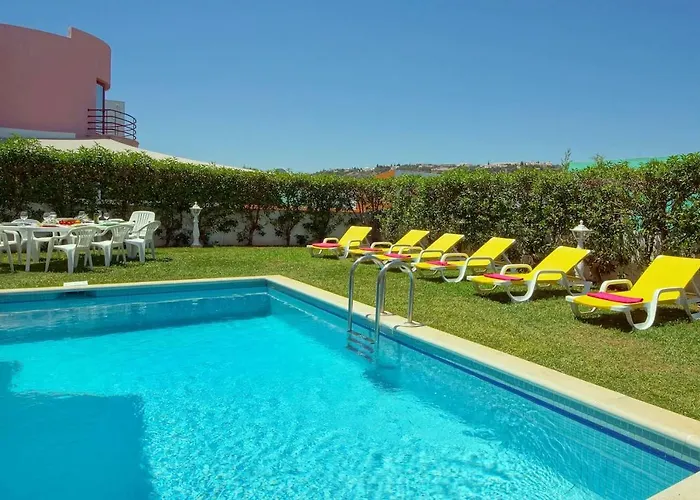 Marina -bbq, Pool & Garden- By Seareen *